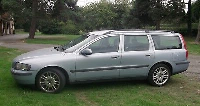 Volvo V70 T5.jpg