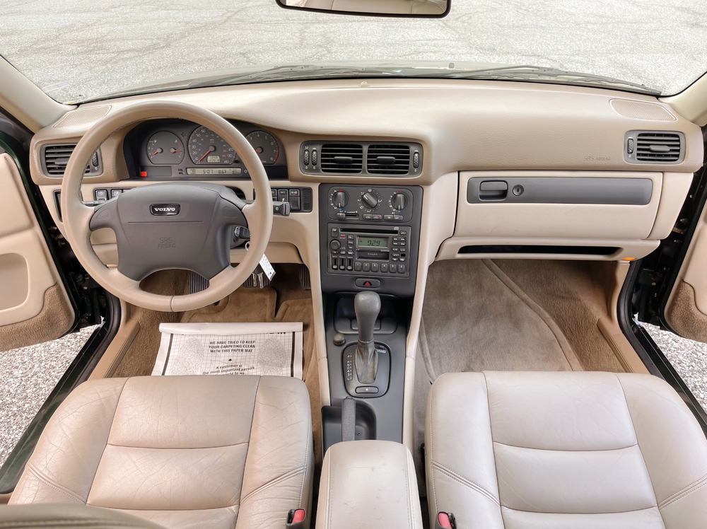 2021-06-20 - 2000 V70 on eBay 3.jpg