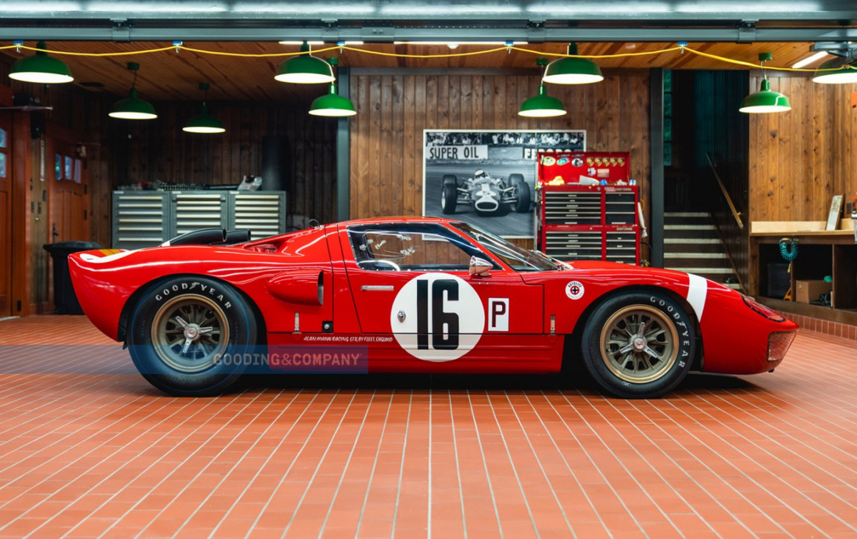 1966_Ford_GT40_Alan_Mann_Lightweight_2_calp8z.jpg