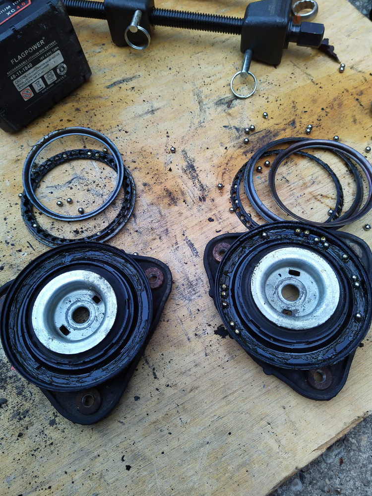 s40_strut_bearings.jpg
