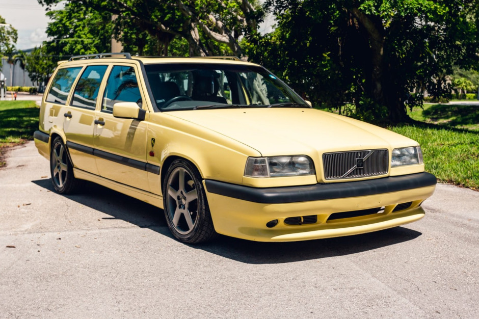 1995_volvo_t5-r_.jpg