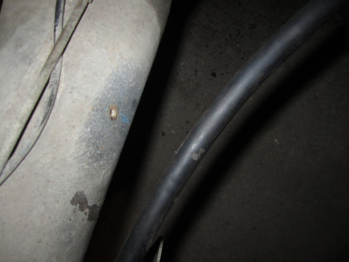 Cable retainer missing