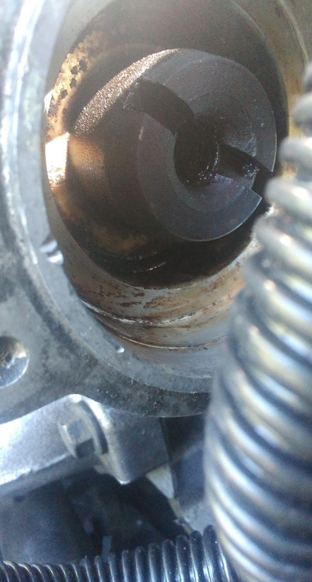 cam seal missing.jpeg