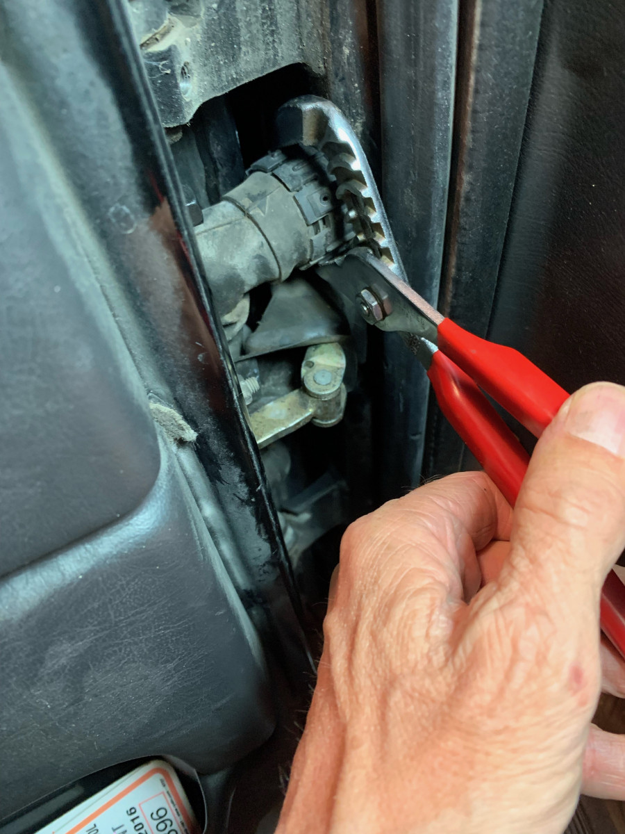 gently rotate connector counterclockwise