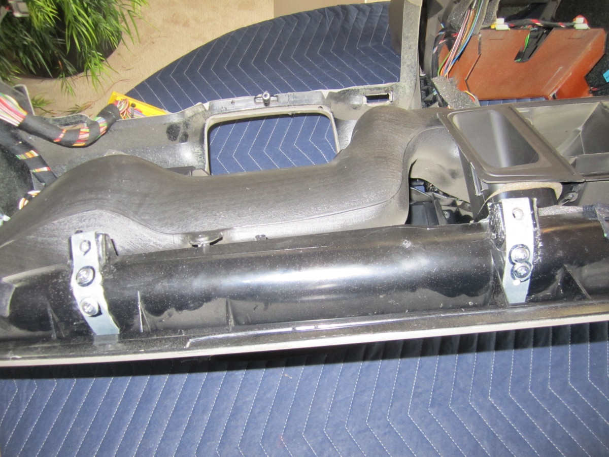 Dash Mount repair (2)