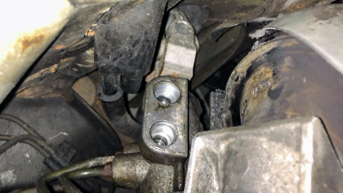 Connection Closeup.JPG