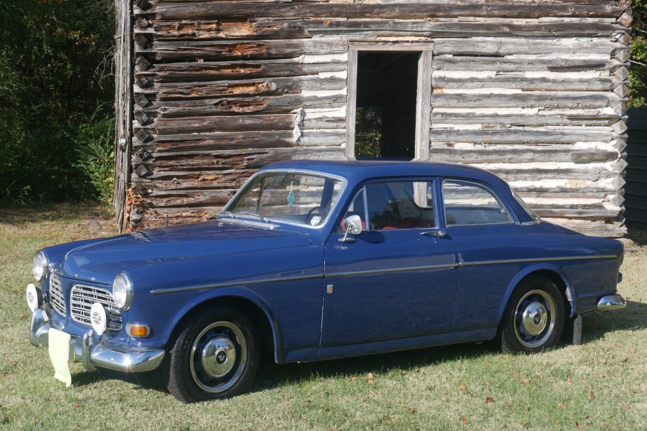 1968_volvo_122s_oops.jpg