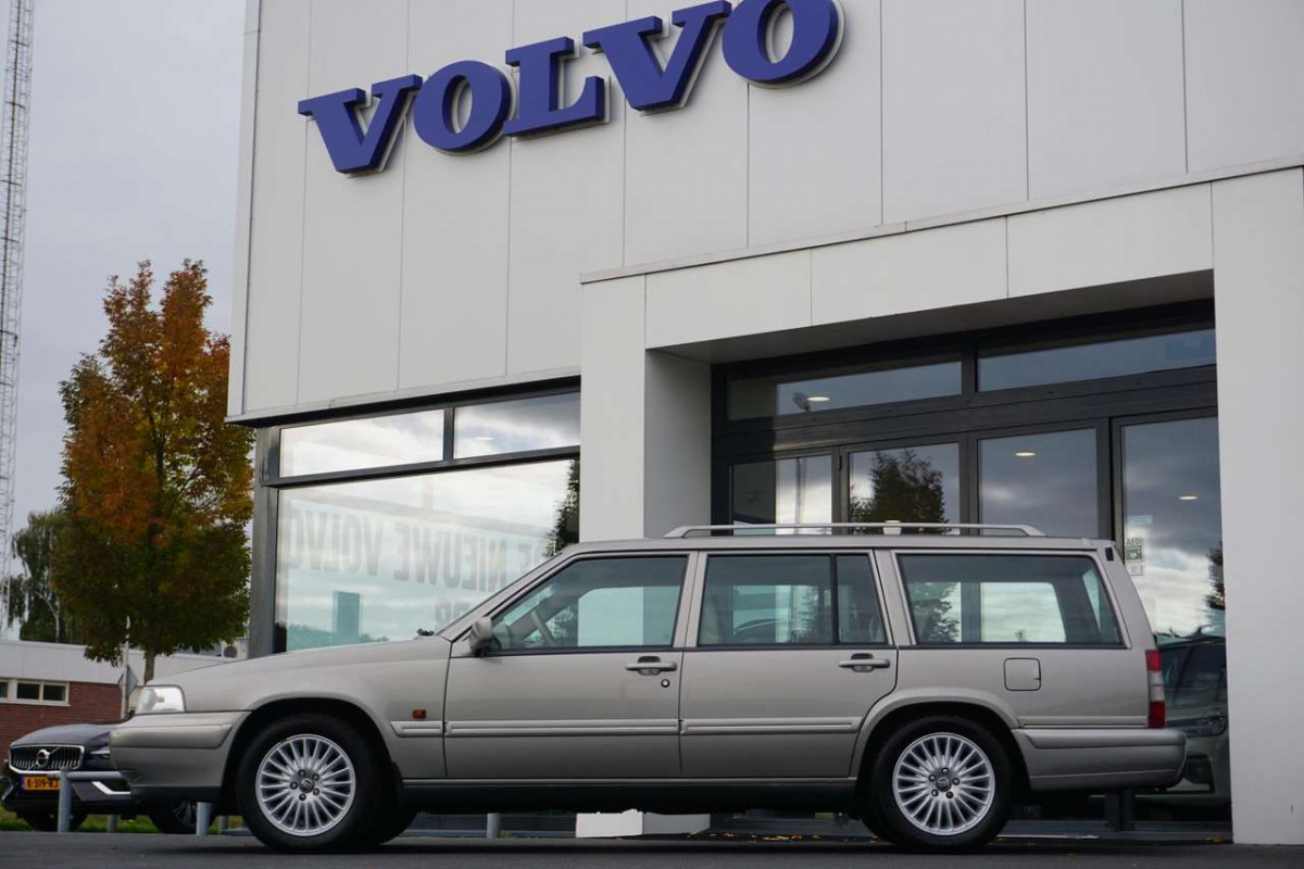 VOLVO-960-14.jpg