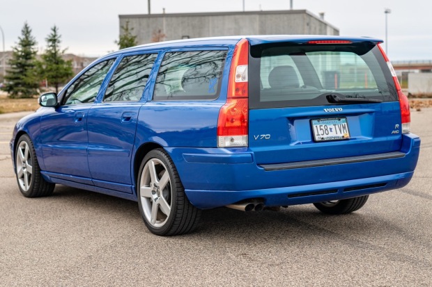 2007_volvo_v70r.jpg