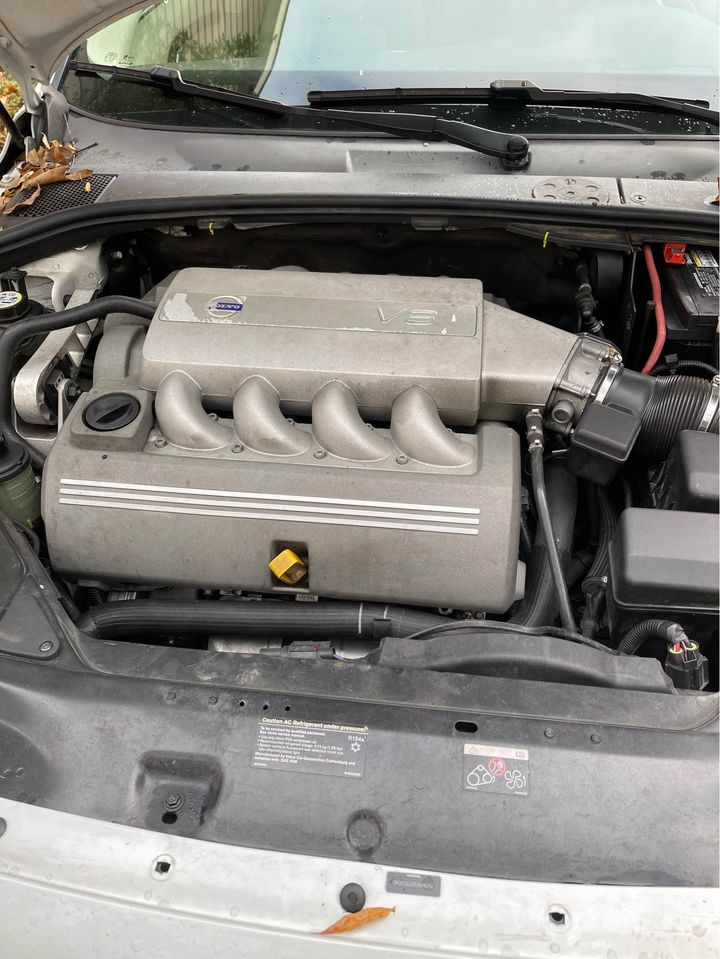 2007 S80 V8 EBay.png