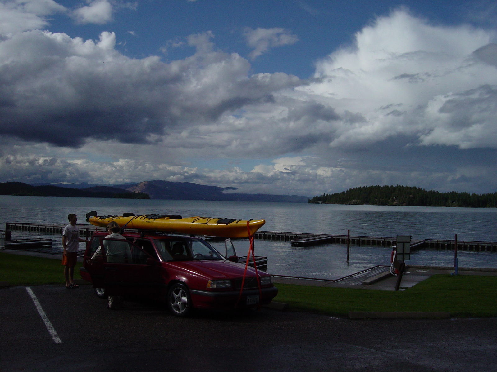 V kayak Flathead.JPG