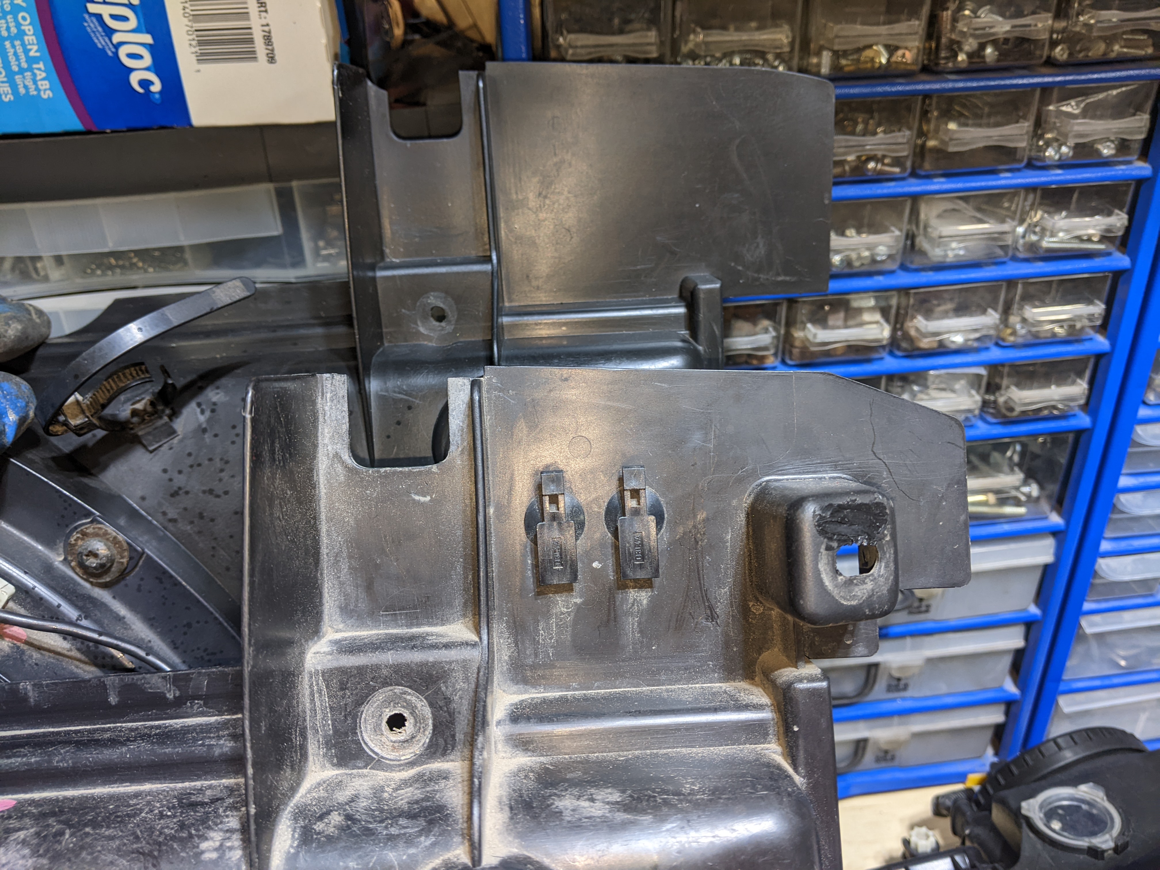 Fan support differences