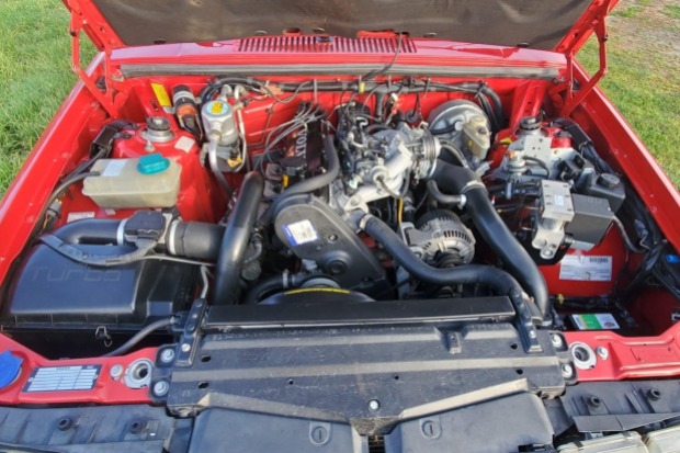 1994_volvo_940_turbo.jpg