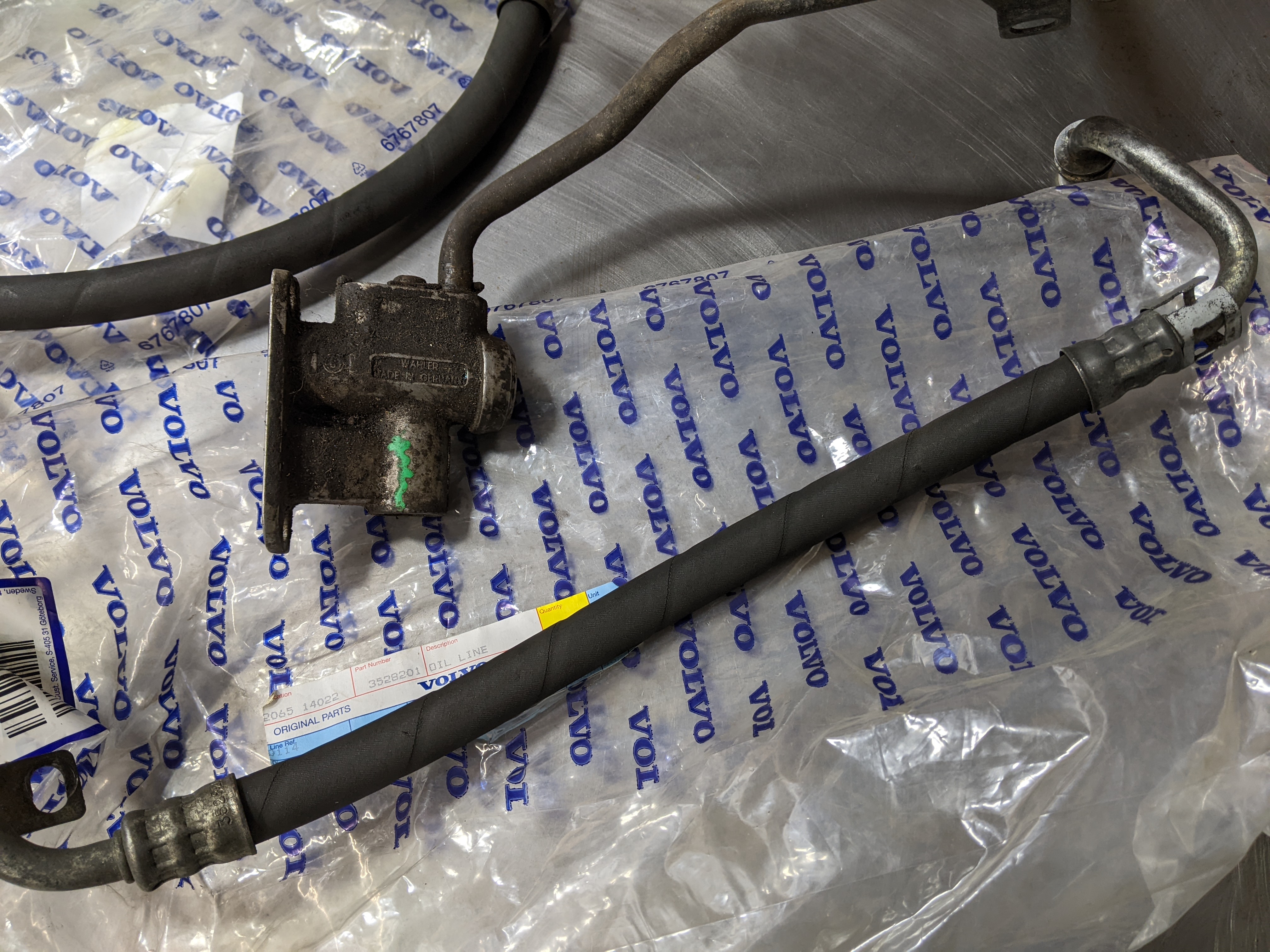 Engine cooler lines 98 P80 turbo (2)