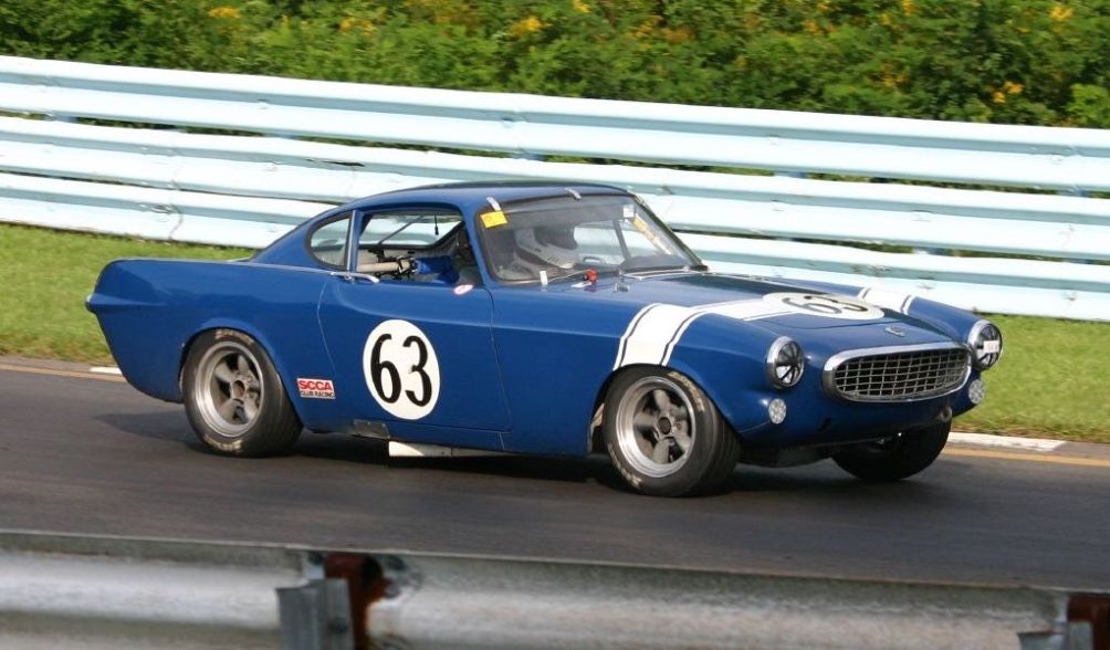L-Volvo-P1800-Racing-2.jpg
