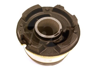 Volvo OEM bushing.jpg