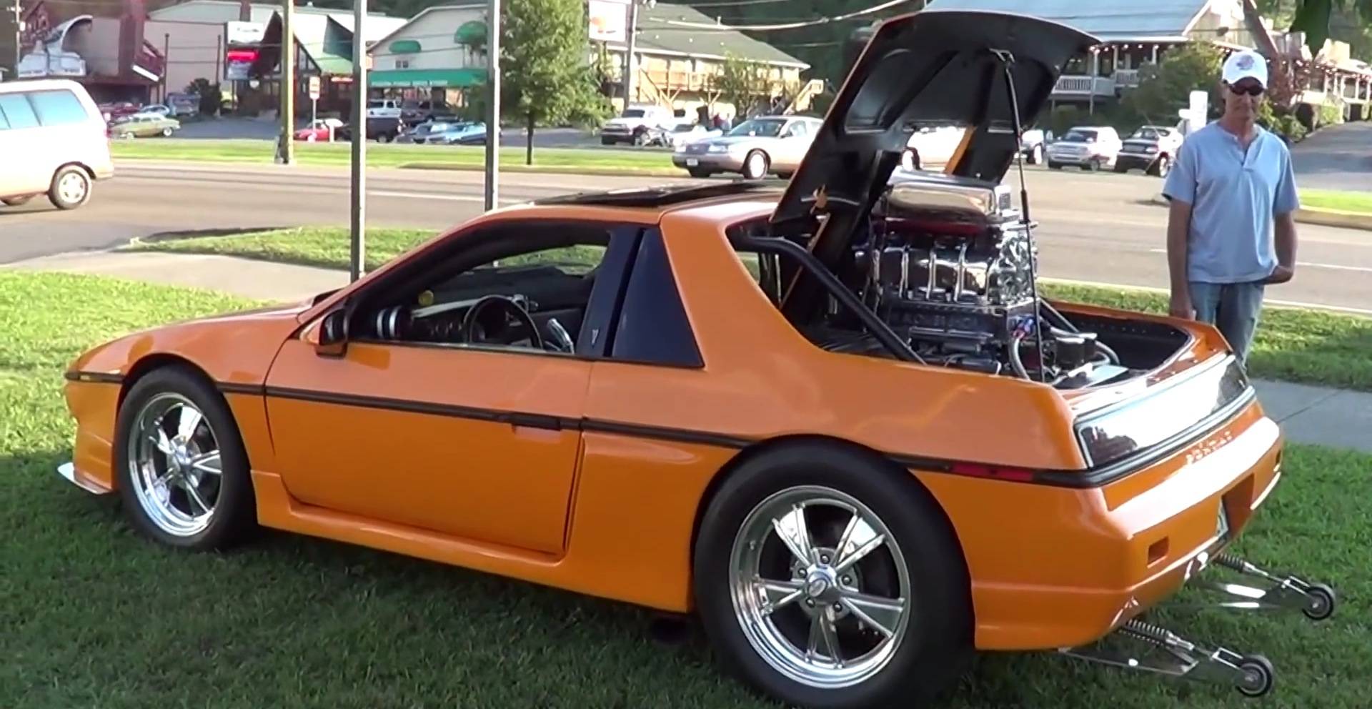 pontiac-fiero-with-a-supercharged-v8-is-seriously-cool-video-96308_1.jpg