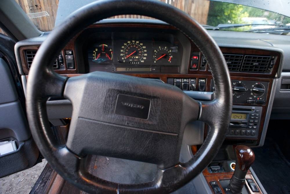 Volvo 850 - 8 of 14.jpeg