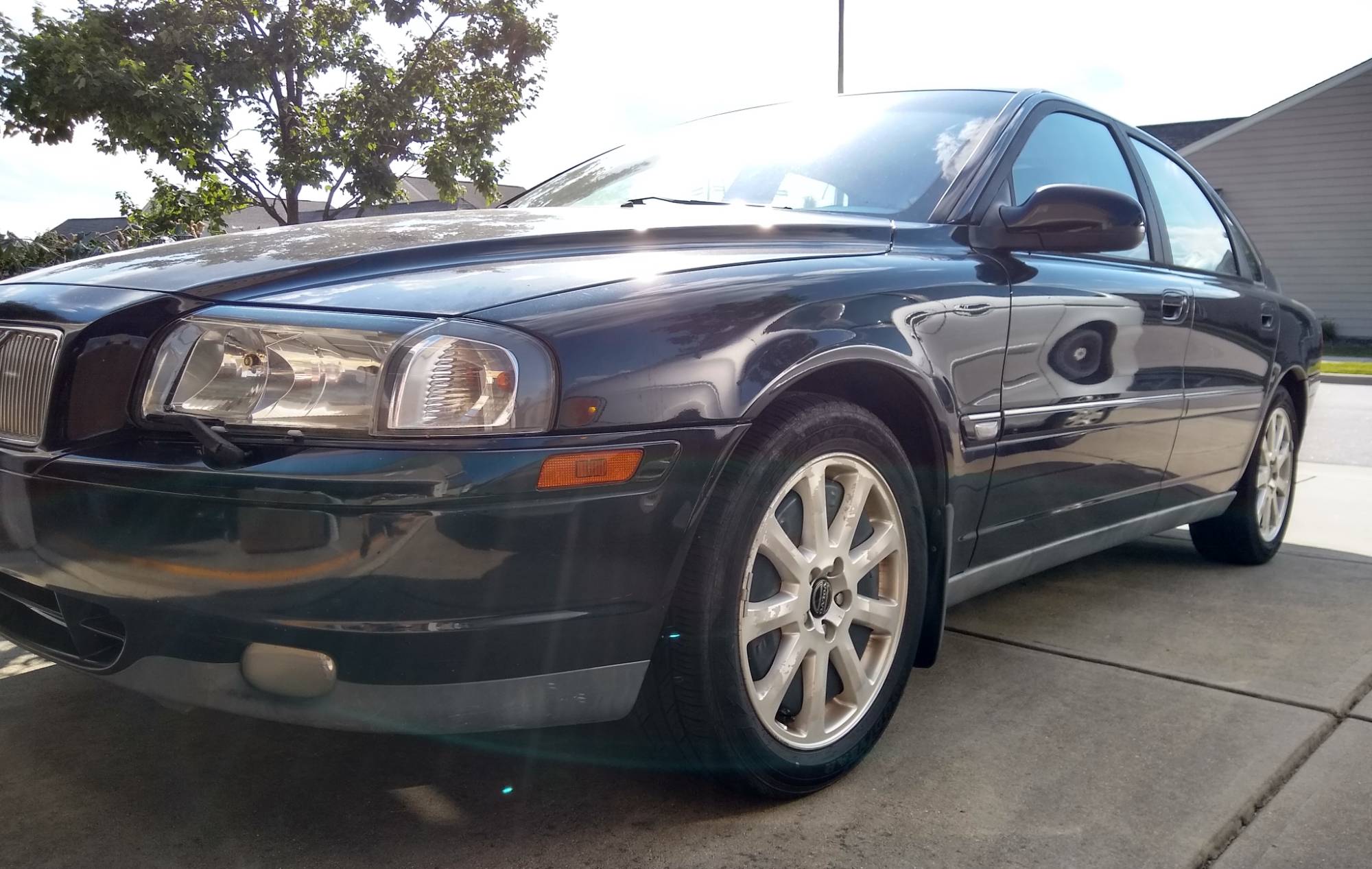 3 S80 T6 Driver's Side Front.jpg