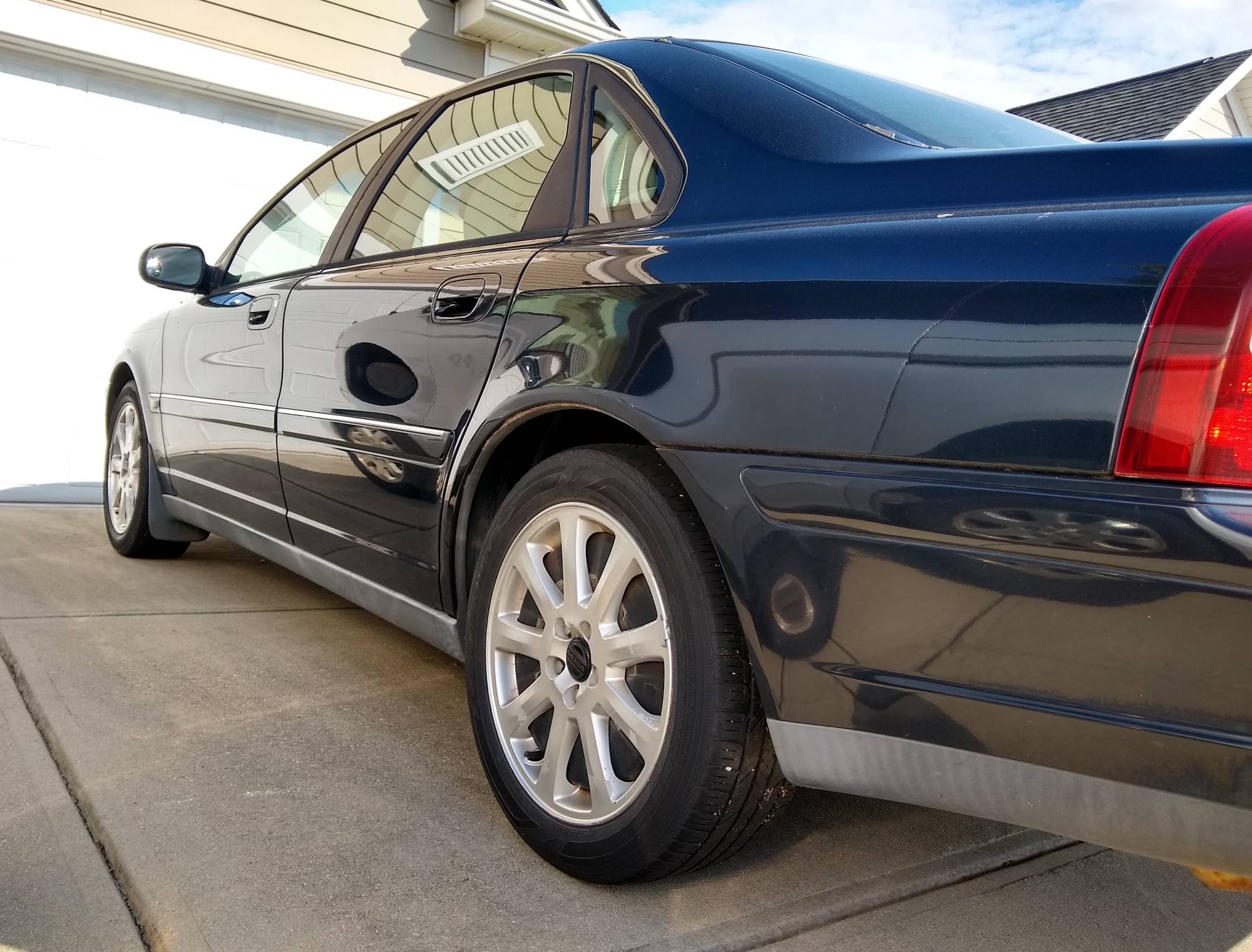 4 S80 T6 Driver's Side Rear.jpg