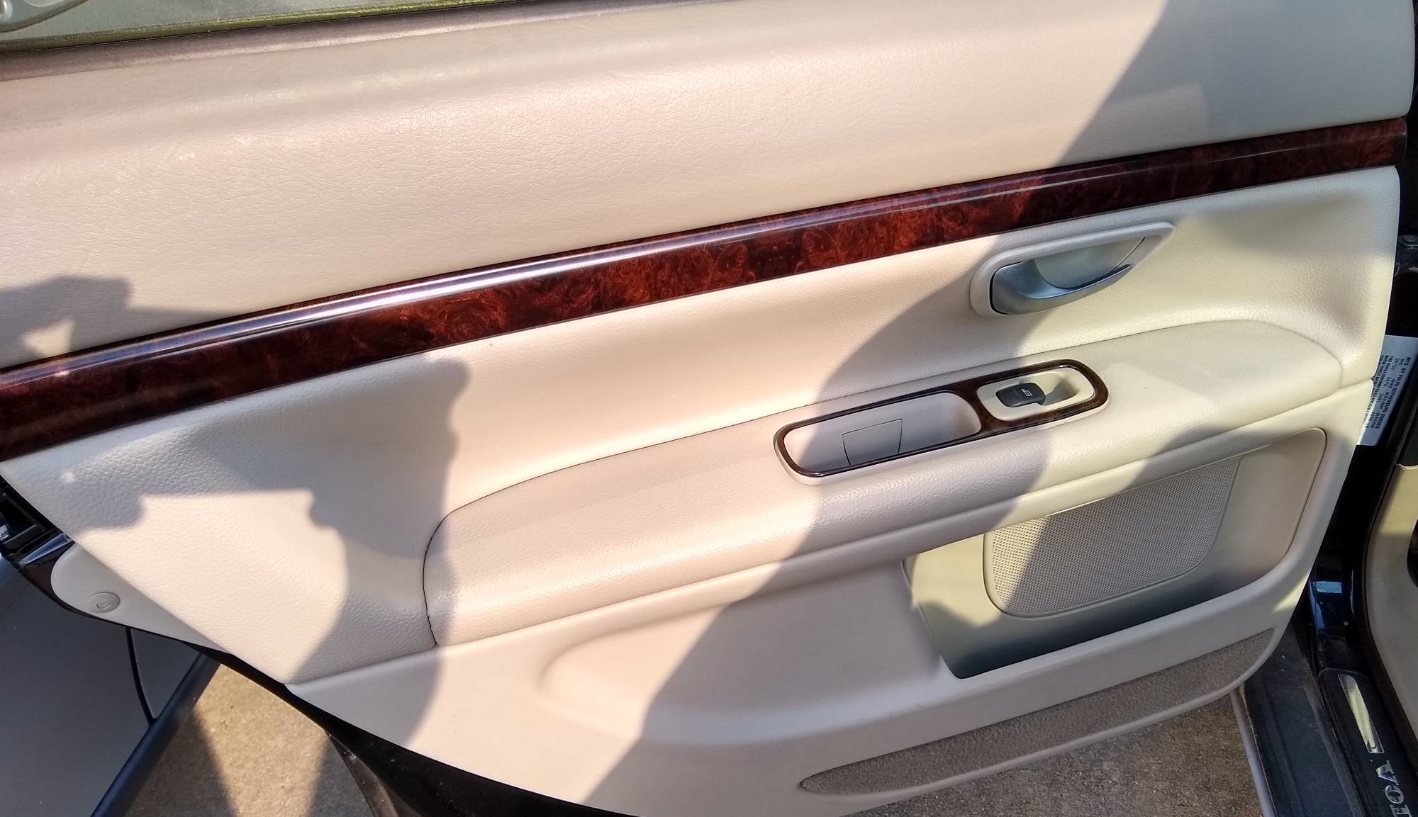 S80 T6 Driver's Side Rear Door.jpg