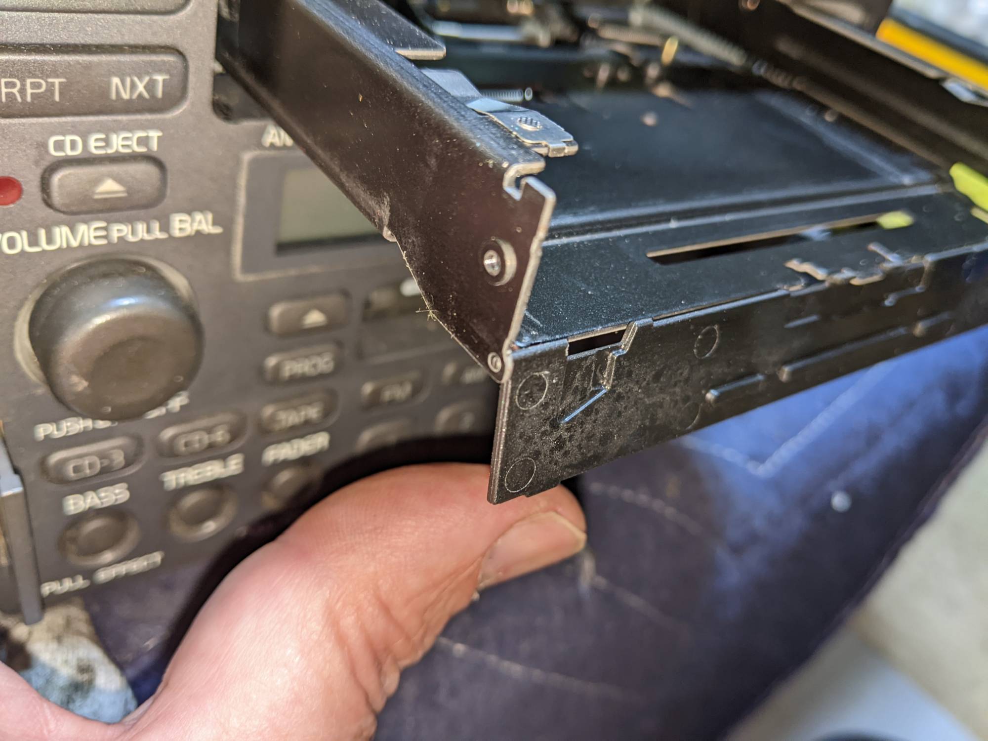 End nub holding the flap in place