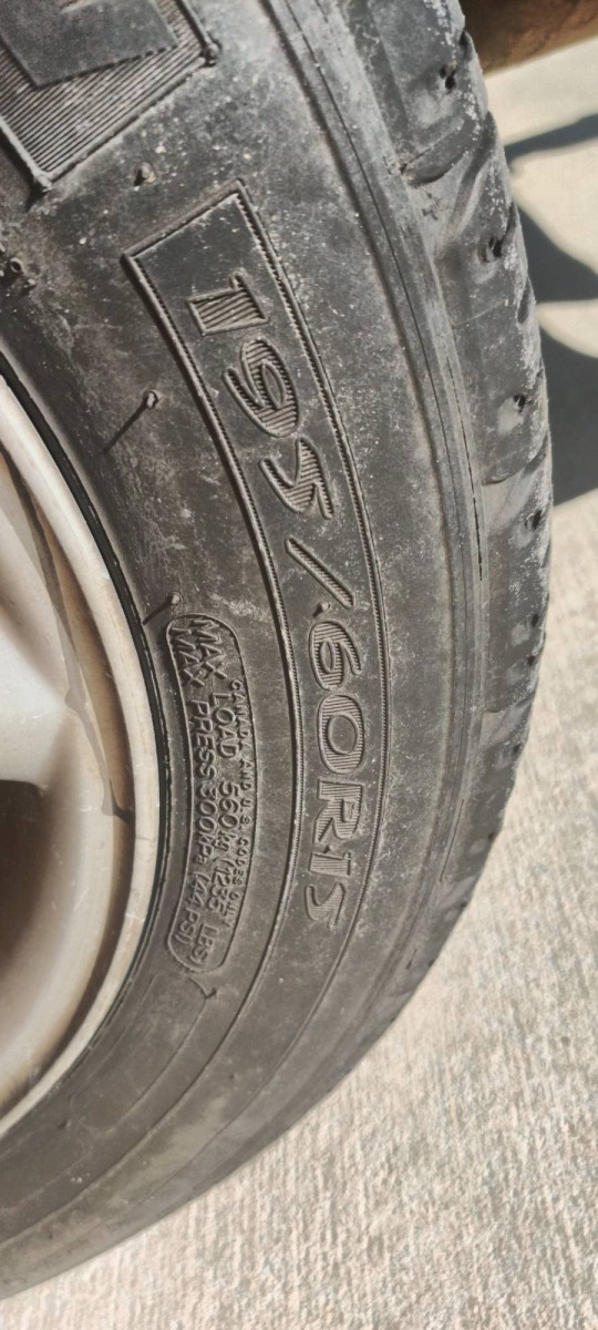 15 inch tires 195/60/R15