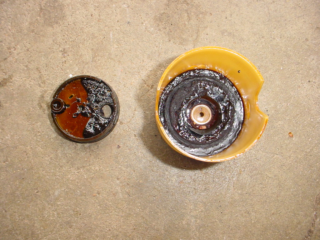 Fuel pickup sediment bowl  - before.JPG