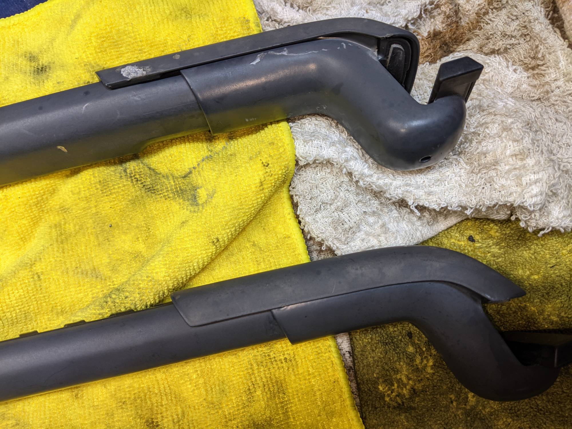 Marking on opposite end sides