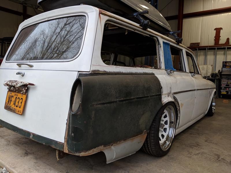 122 kombi RR fender.jpg