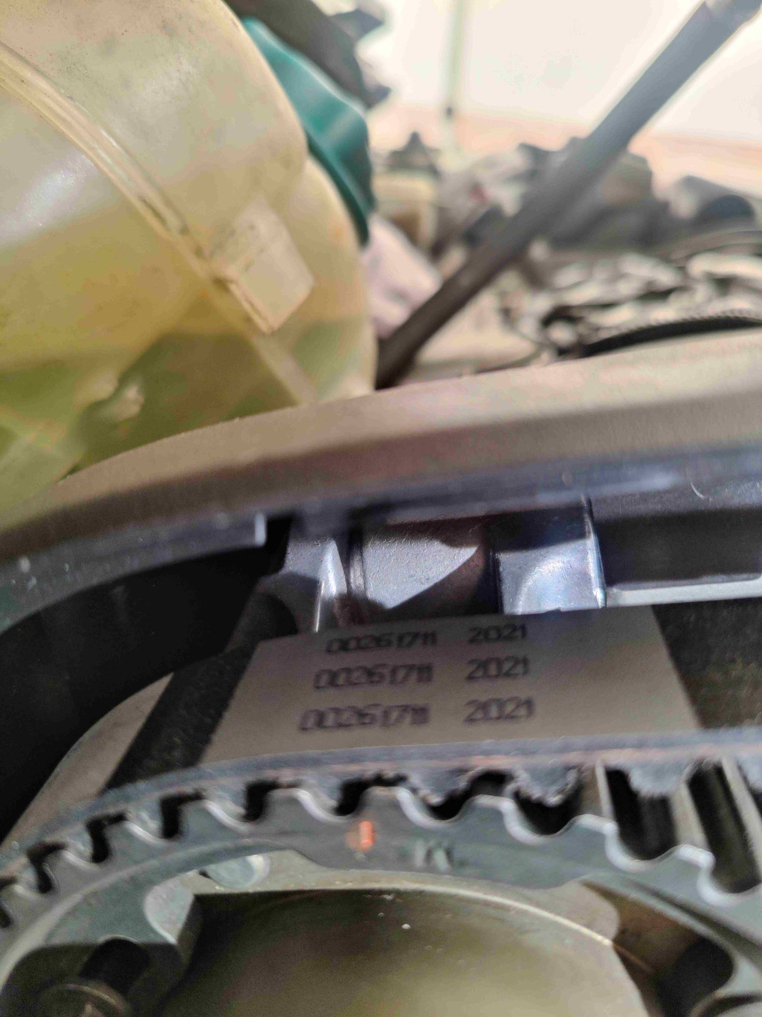 VVT/ EX side timing mark