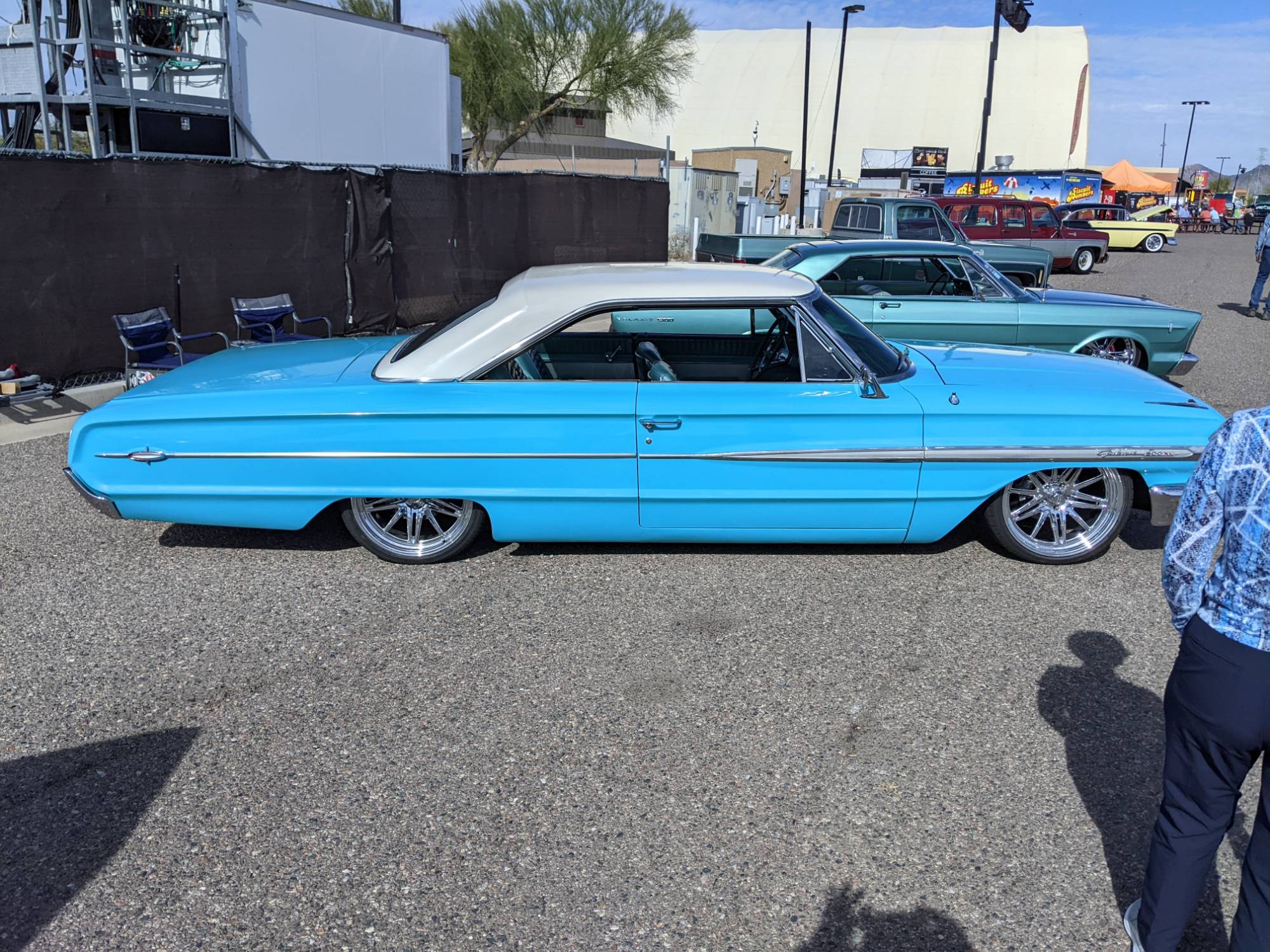 Don't like Fords, but I love this one!