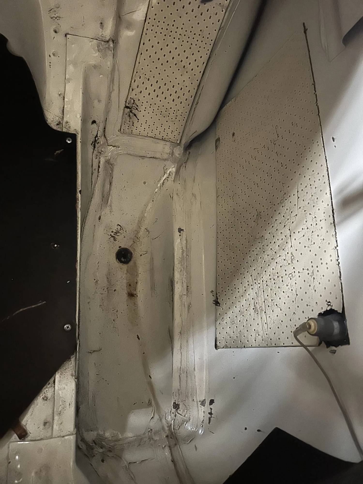 71 142s spare well.jpg