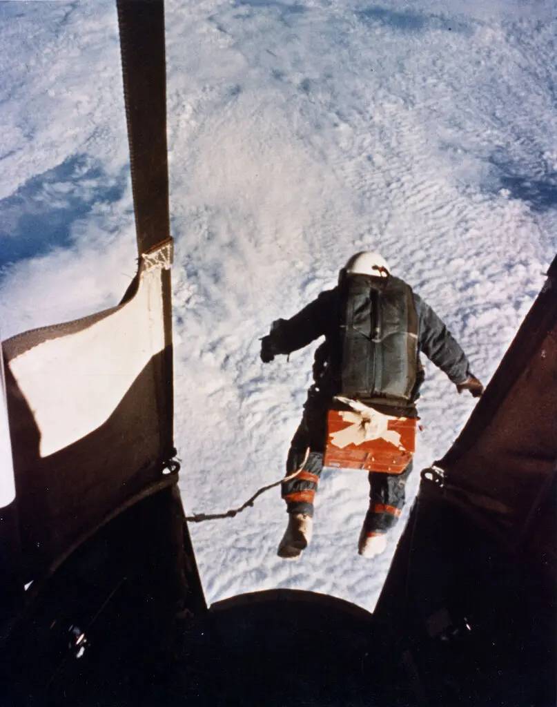 Col Kittinger at 102,800 feet.jpg