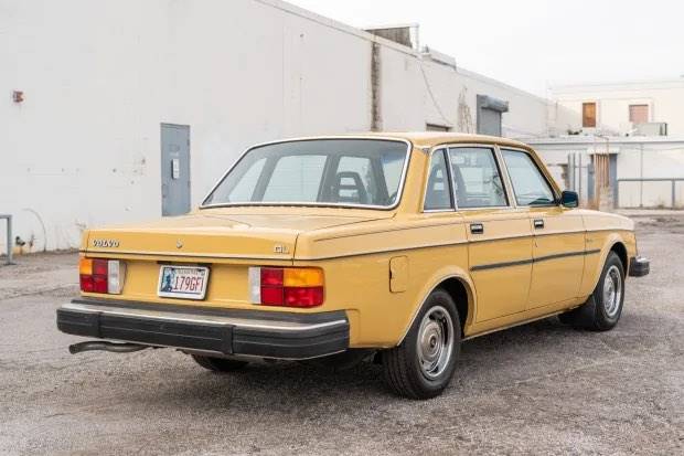 1980_volvo_240_1980_volvo_240_7a82c1fd-c71a-407a-8036-487a404c0a13-oe4BSx-03053-03054-scaled.jpeg