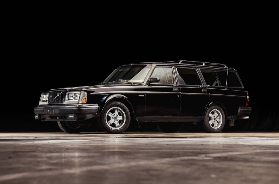 1983 Volvo 240 Turbo Wagon.jpg