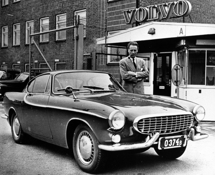 1961-Volvo-P1800-01-720x587.jpg