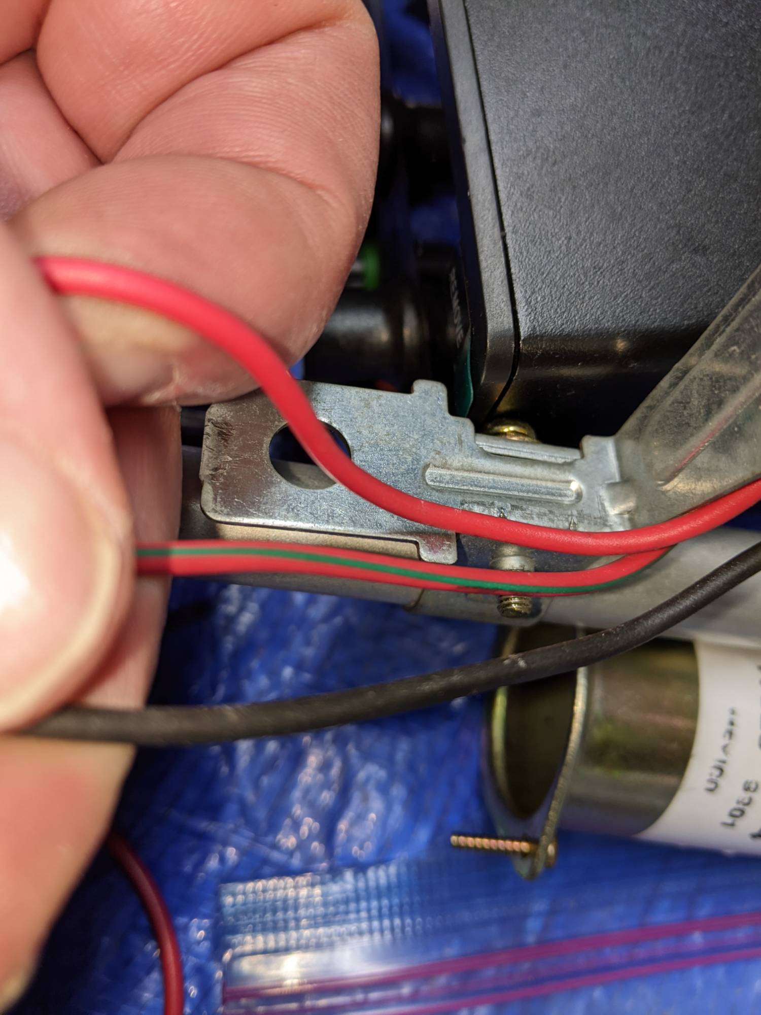 Antenna wiring colors - P80 S70