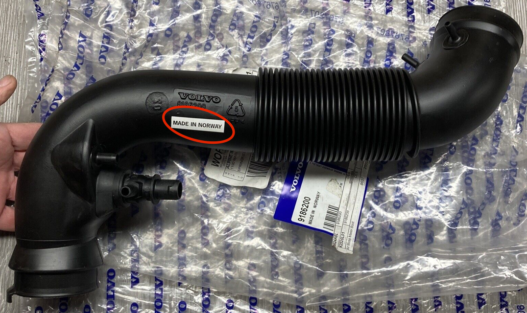 Volvo Air Intake Hose 30680447