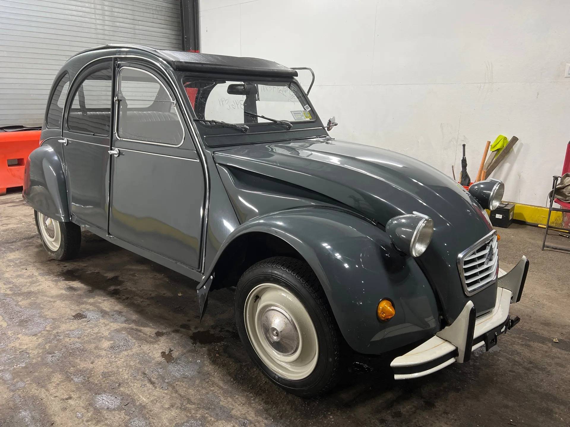 Thank heaven for pretty girls.jpg