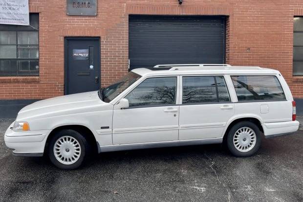 1996_volvo_960.jpg