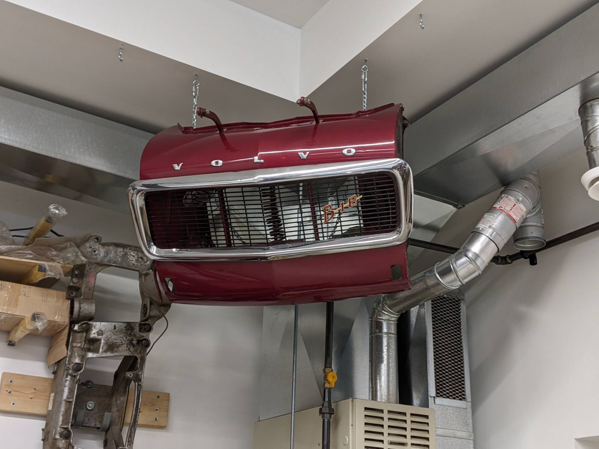 544 nose hung up in garage