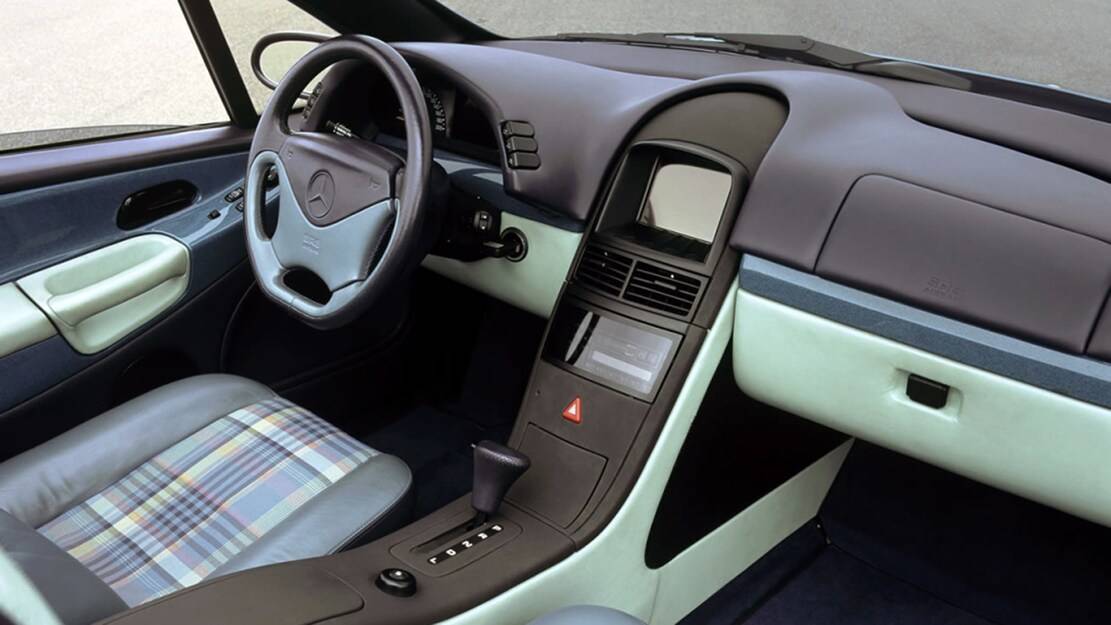 1995-Mercedes-Benz-VRC-concept-interior.jpg