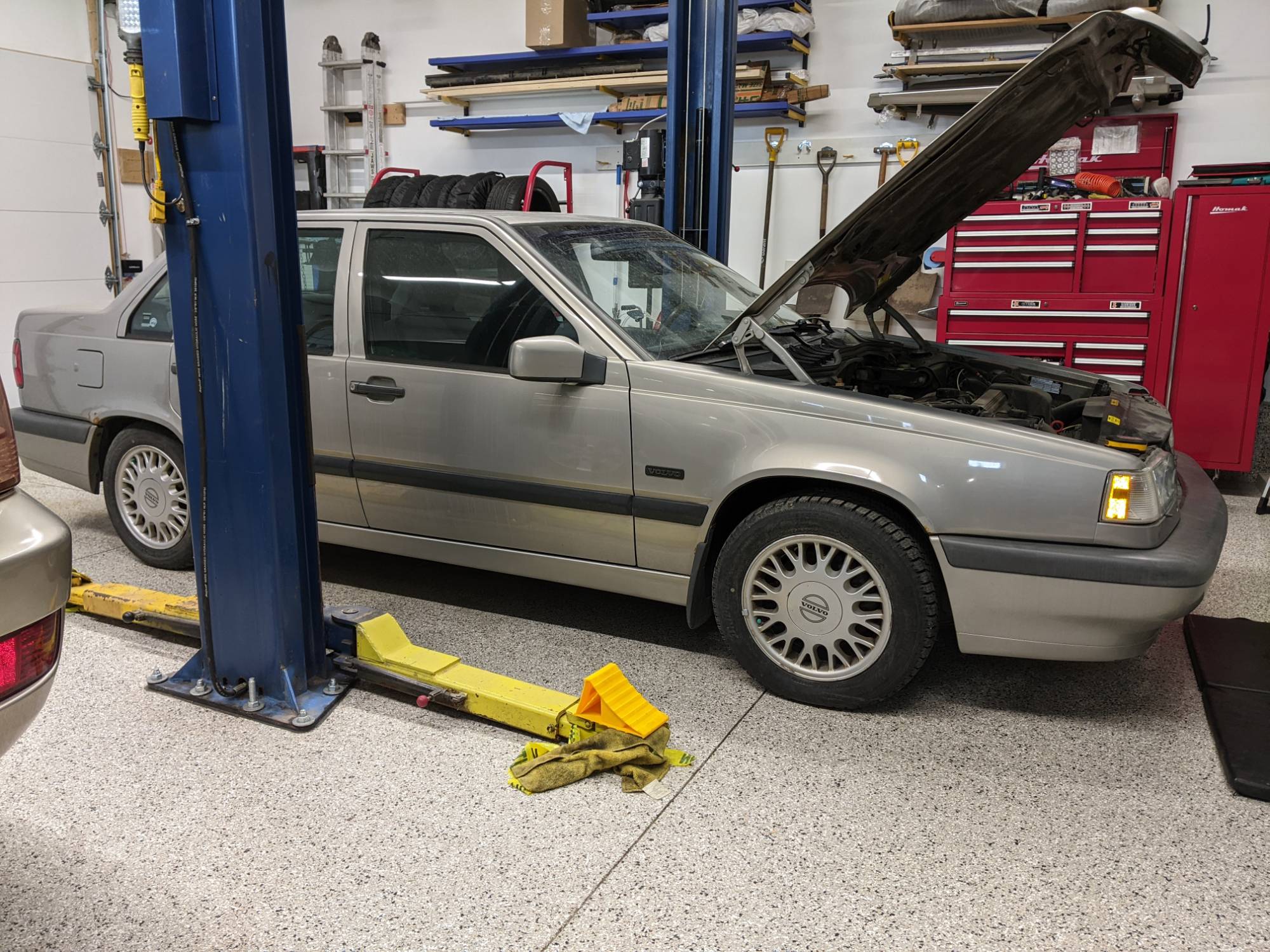 Lining 850 up for hoist