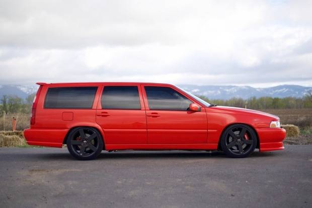 1998_volvo_v70_T5M.jpg