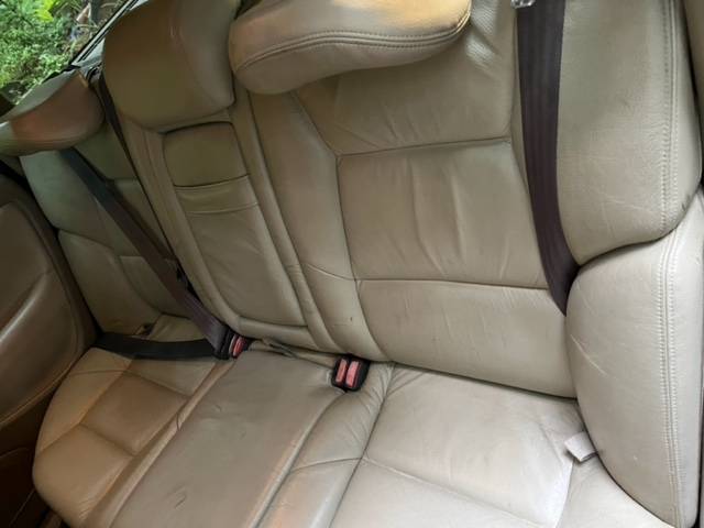 Rear Seats 2.jpeg