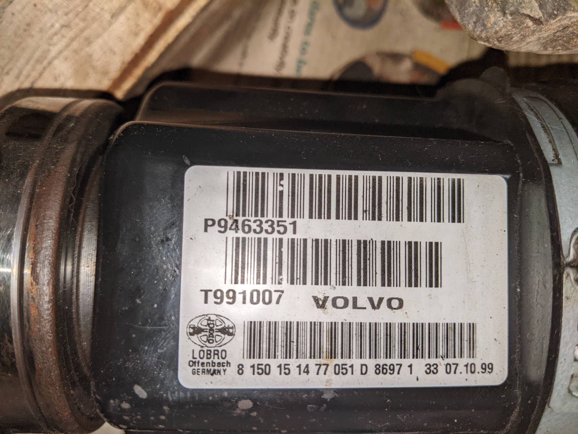 2000 V70 XC RH front axle part number