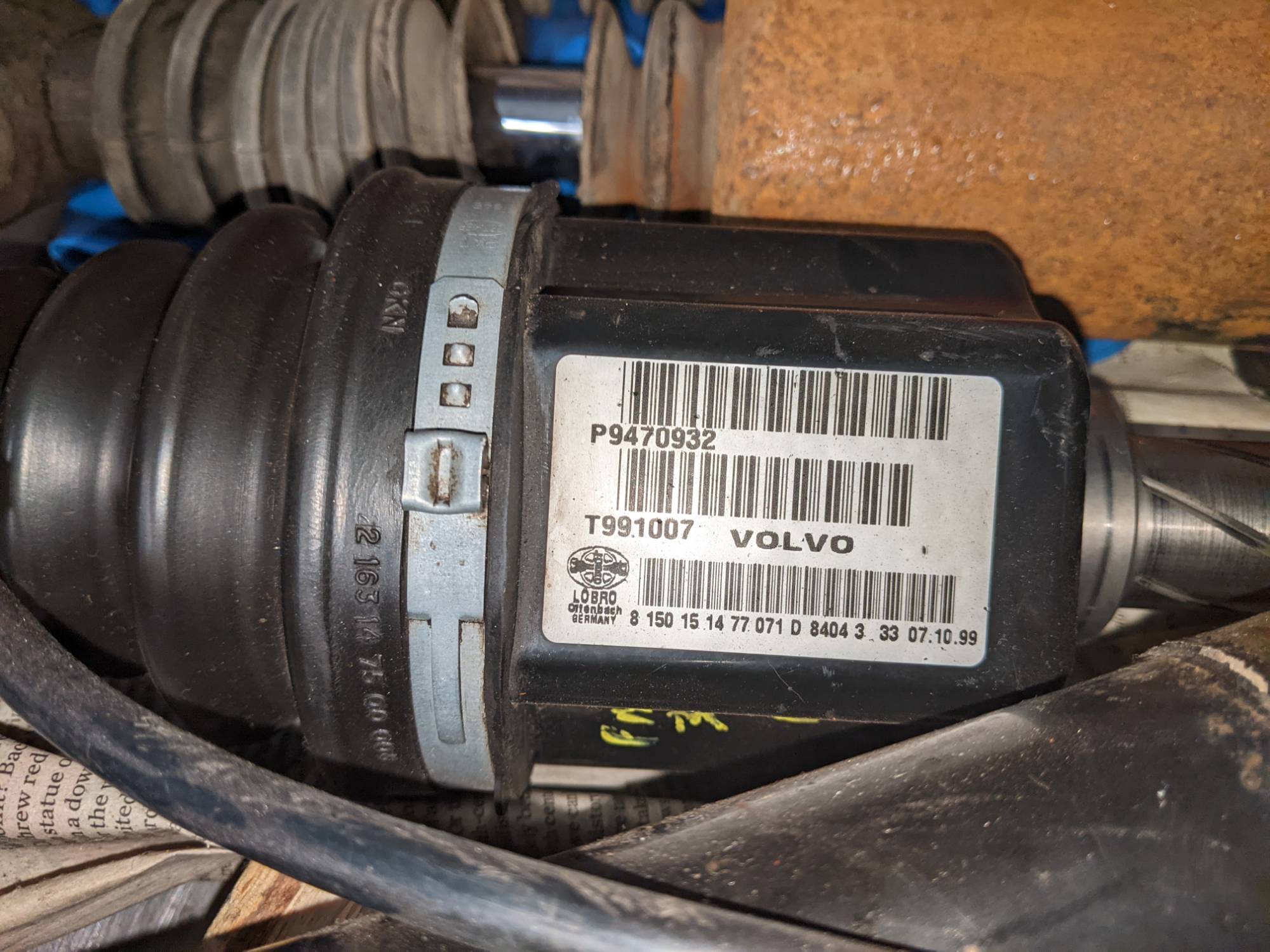 2000 V70 XC LH front axle part number