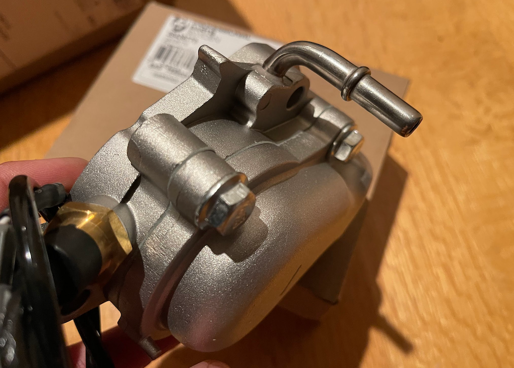 Thermo Housing with Metal breather.