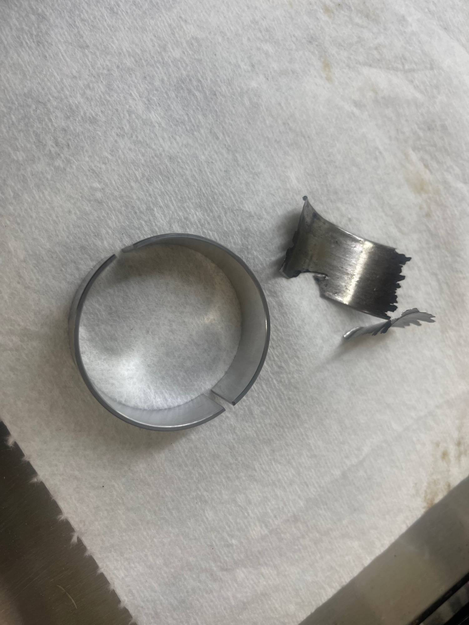 Old bearing remnants vs new bearing